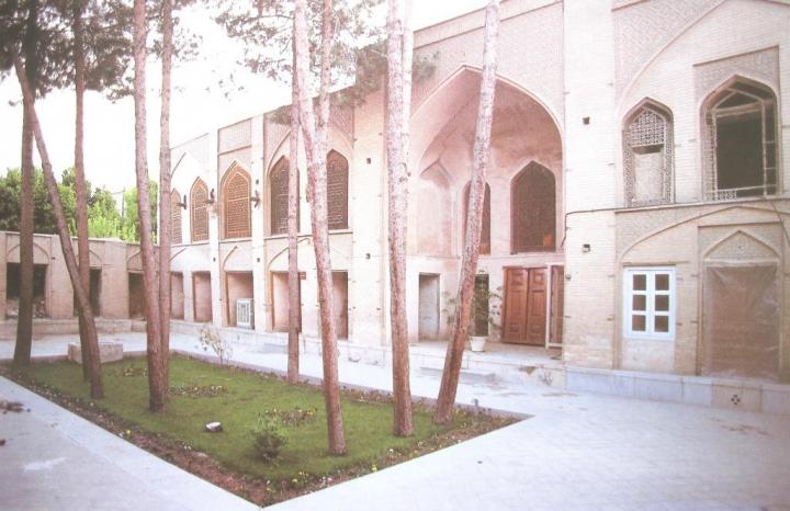 خانه قدیمی مارتاپیترز جاهای دیدنی اصفهان (100 جاذبه گردشگری اصفهان)