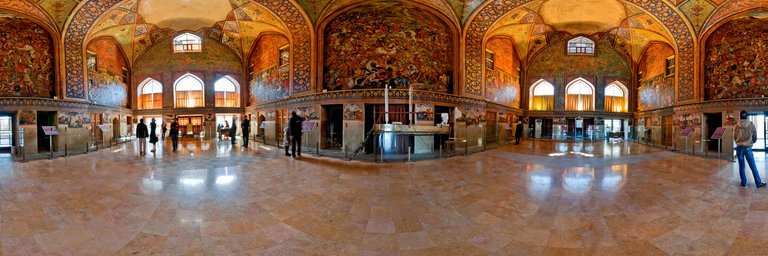 موزه چهلستون از جاهای دیدنی اصفهان جاهای دیدنی اصفهان (100 جاذبه گردشگری اصفهان)